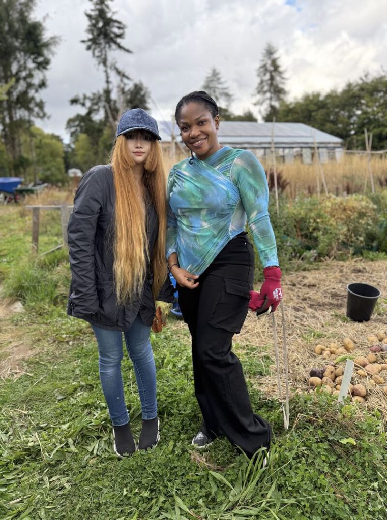 Volunteering on the farm – Growing community with Campy Growers: photo 12