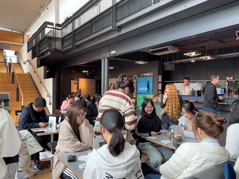 Coffee, laughter and new friendships – Building belonging with the UDSB Buddy System: photo 4